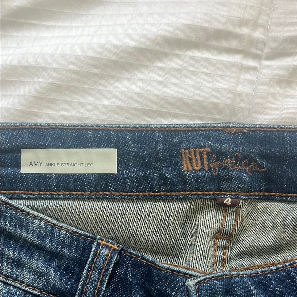 Kut from the Kloth Blue Straight Jeans